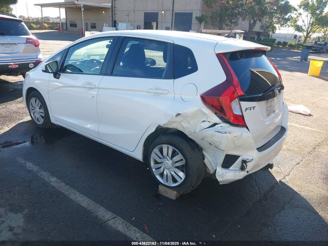 3HGGK5G57FM735301 Honda FIT LX