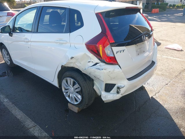 3HGGK5G57FM735301 Honda FIT LX