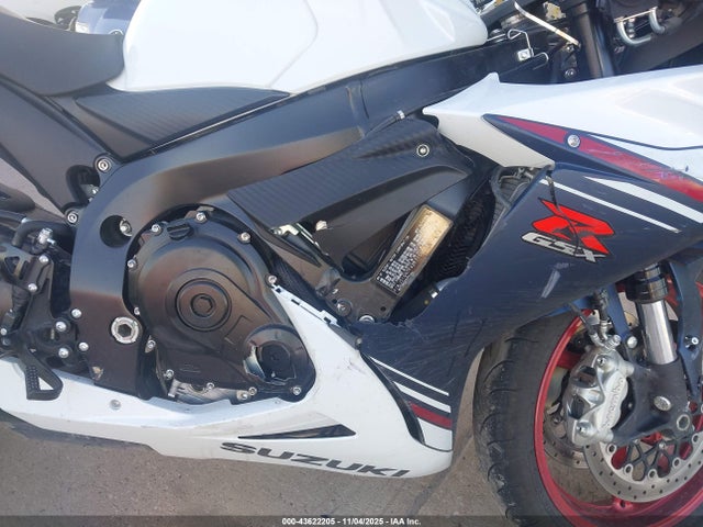 2024 SUZUKI GSX-R600 JS1GN7FA2R7101015 Photo 7