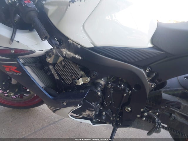 2024 SUZUKI GSX-R600 JS1GN7FA2R7101015 Photo 8