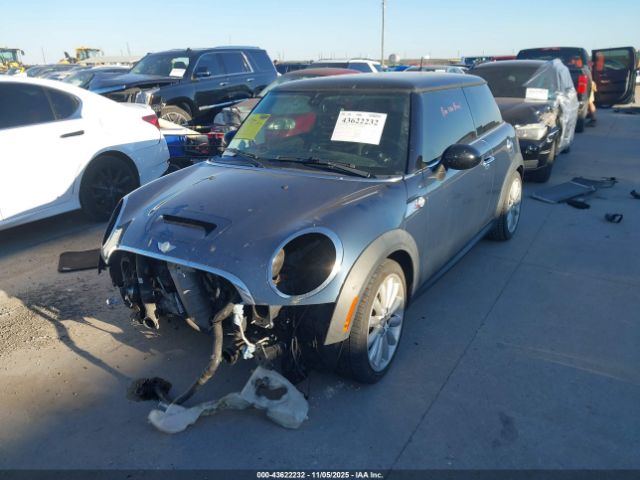 2011 MINI COOPER S WMWSV3C51BTY21836 Photo 1