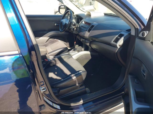 2011 MITSUBISHI OUTLANDER JA4JT3AW6BU022042 Photo 4