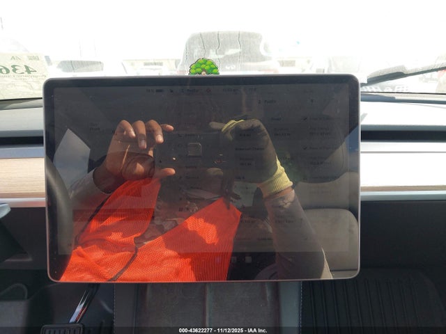 2024 TESLA MODEL Y 7SAYGDEEXRA228418 Photo 6