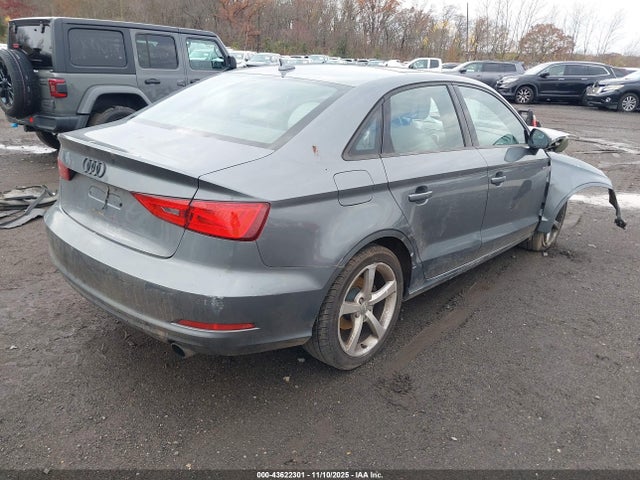 2016 AUDI A3 WAUB8GFF6G1031762 Photo 3