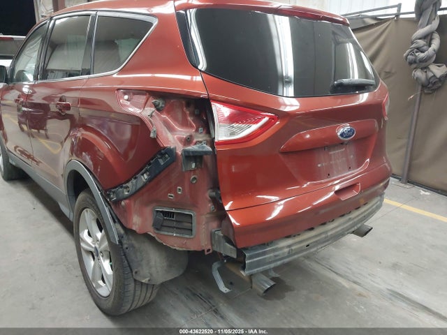 1FMCU0GX7EUD01669 Ford ESCAPE SE