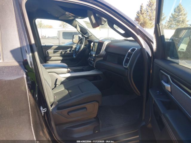 2019 RAM 1500 1C6SRFFT1KN555880 Photo 4