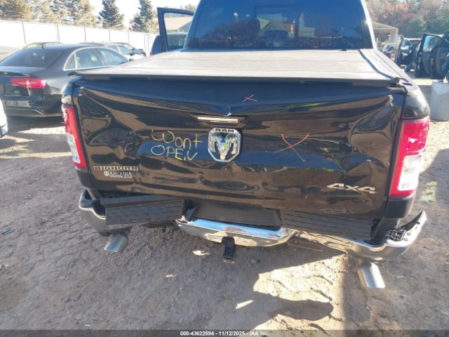 2019 RAM 1500 1C6SRFFT1KN555880 Photo 5