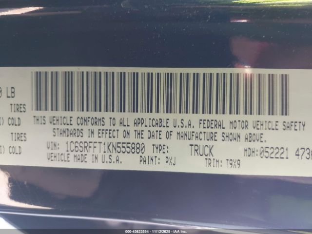 2019 RAM 1500 1C6SRFFT1KN555880 Photo 8