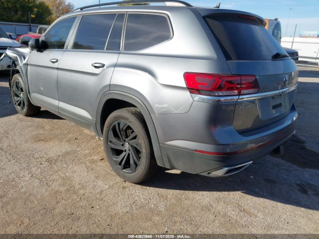2022 VOLKSWAGEN ATLAS 1V2KR2CA9NC552907 Photo 2