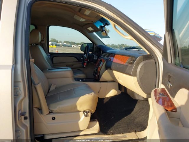 2007 CHEVROLET TAHOE 1GNFC13047J401534 Photo 4