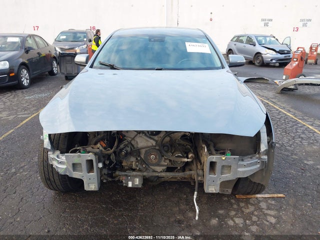 KMHGN4JE3GU126319 Hyundai Genesis 3.8