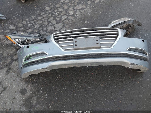 KMHGN4JE3GU126319 Hyundai Genesis 3.8