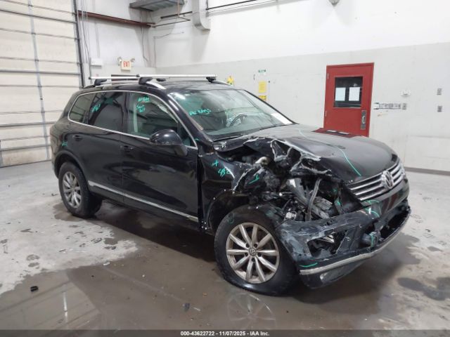2015 VOLKSWAGEN TOUAREG WVGEF9BP2FD007046