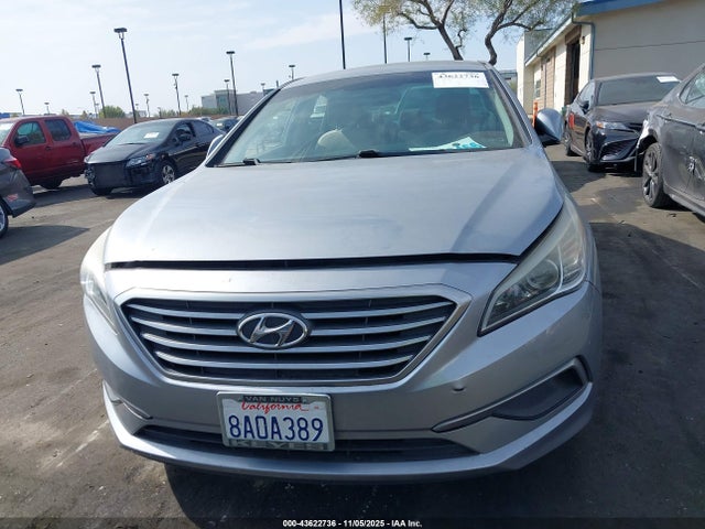 Hyundai SONATA SE 2016 5NPE24AF8GH331920 Image 13
