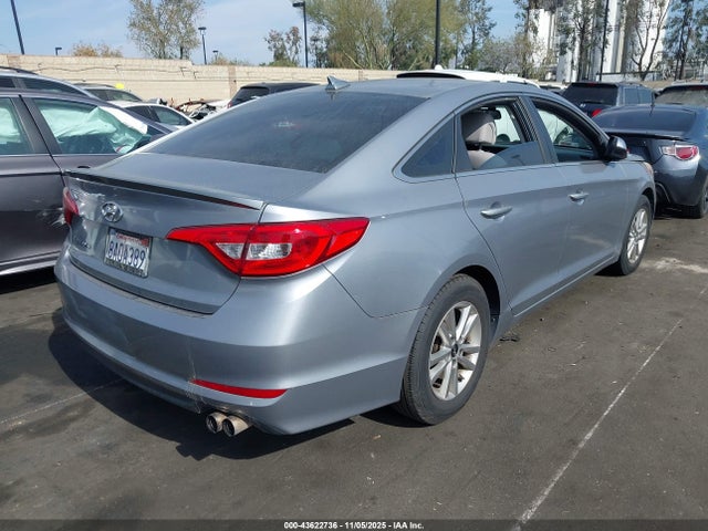 Hyundai SONATA SE 2016 5NPE24AF8GH331920 Image 4