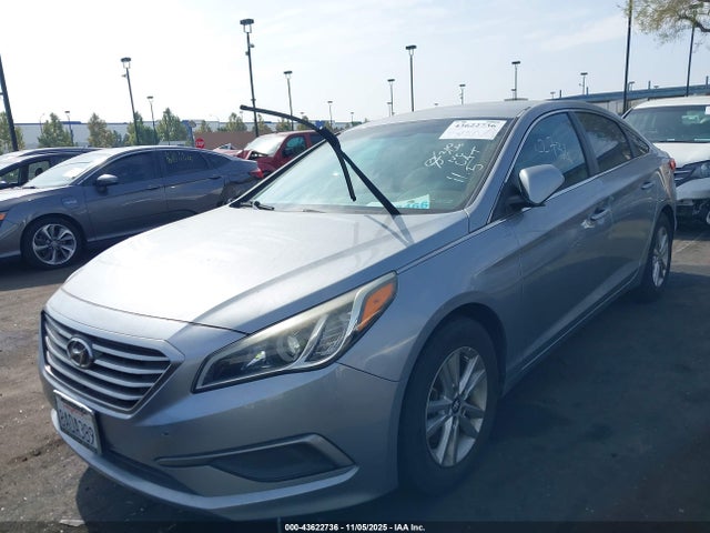 Hyundai SONATA SE 2016 5NPE24AF8GH331920 Image 6