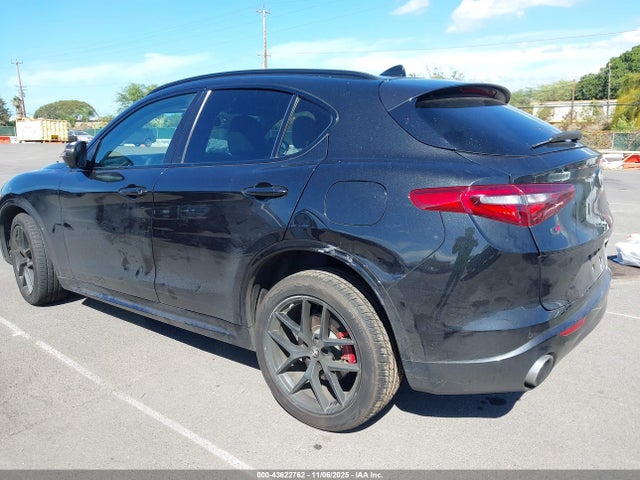 ZASPAKBNXM7D18180 Alfa Romeo Stelvio Ti Awd