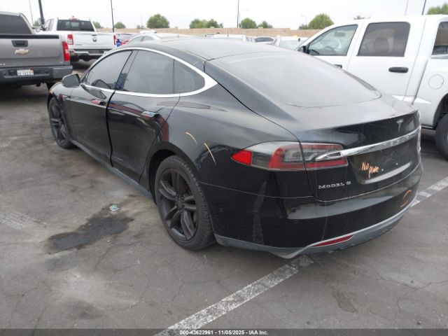 2015 TESLA MODEL S 5YJSA1E23FF104434 Photo 2