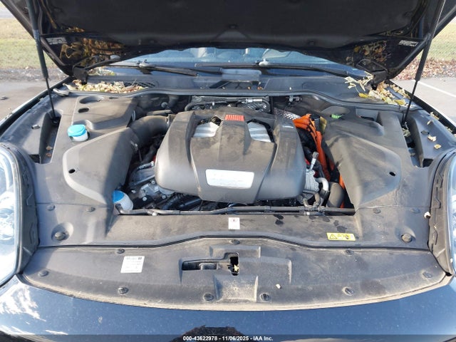 2018 PORSCHE CAYENNE E-HYBRID WP1AE2A29JLA71939 Photo 9