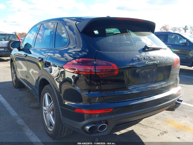 2018 PORSCHE CAYENNE E-HYBRID WP1AE2A29JLA71939 Photo 2