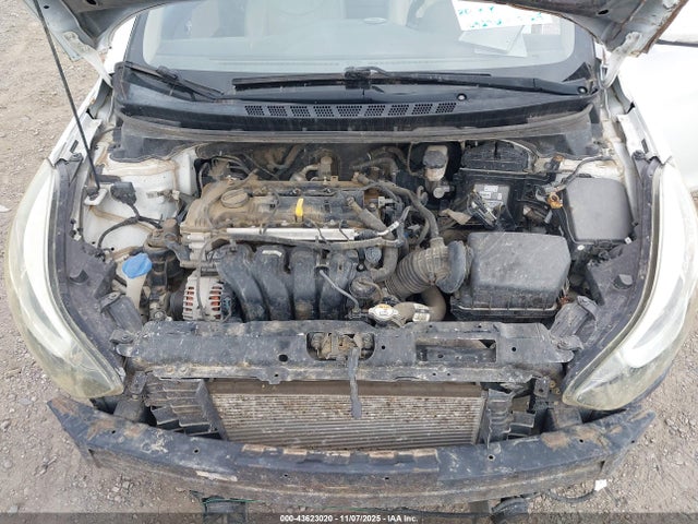 2015 Hyundai Elantra Limited მანქანა იყიდება აუქციონზე, vin: 5NPDH4AE9FH594420, აუქციონის ნომერი: 43623020