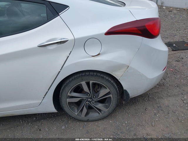 2015 Hyundai Elantra Limited მანქანა იყიდება აუქციონზე, vin: 5NPDH4AE9FH594420, აუქციონის ნომერი: 43623020