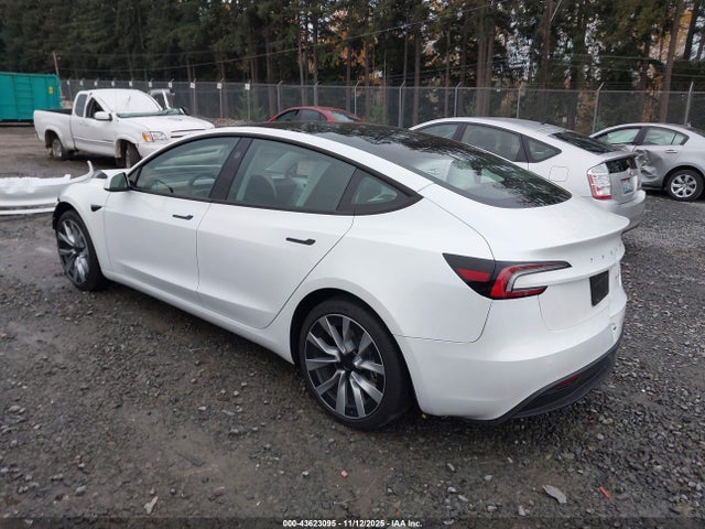 2025 TESLA MODEL 3 5YJ3E1EB8SF912006 Photo 2