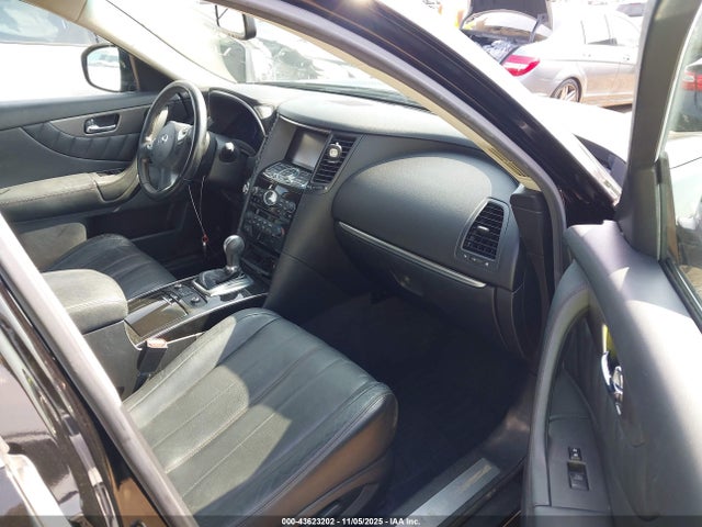 JN8CS1MU4HM141334 Infiniti QX70