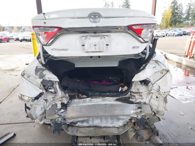 2017 Toyota Camry Se მანქანა იყიდება აუქციონზე, vin: 4T1BF1FK5HU731724, აუქციონის ნომერი: 43623209