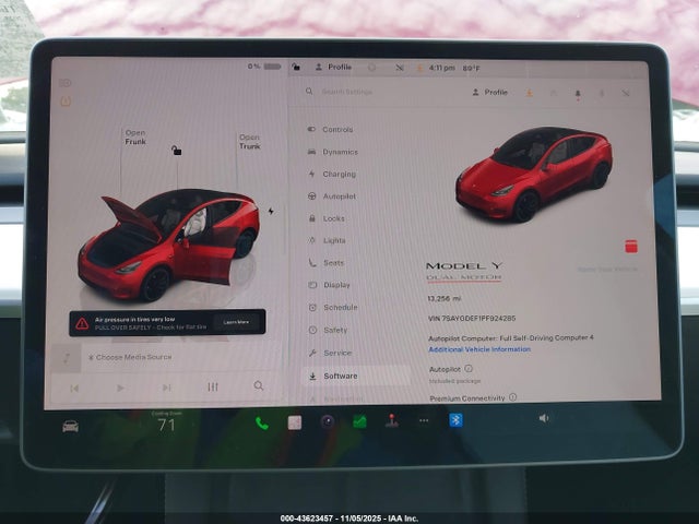 Продажа на аукционе авто 2023 Tesla Model Y Performance Dual Motor All-wheel Drive, vin: 7SAYGDEF1PF924285, номер лота: 43623457
