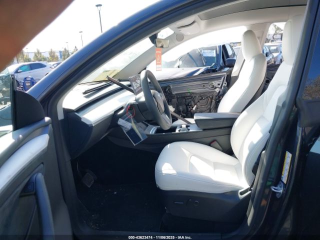 2024 TESLA MODEL Y 7SAYGDED0RF102126 Photo 4