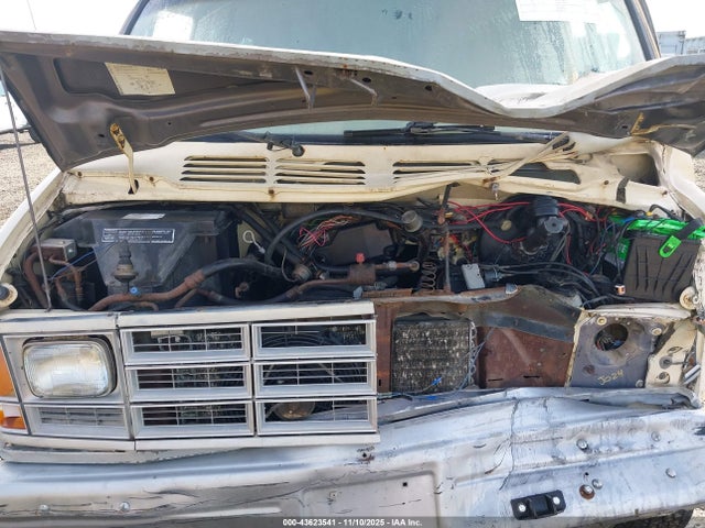 Продажа на аукционе авто 1988 Dodge Ram Van, vin: 2B7JB33Y7JK182989, номер лота: 43623541