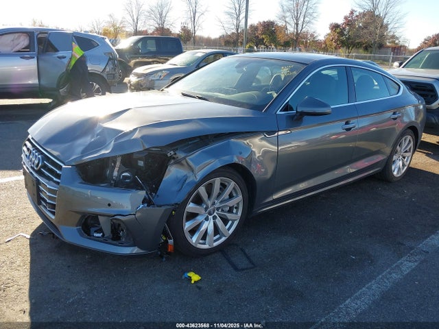 2018 AUDI A5 WAUBNCF54JA110038 Photo 1