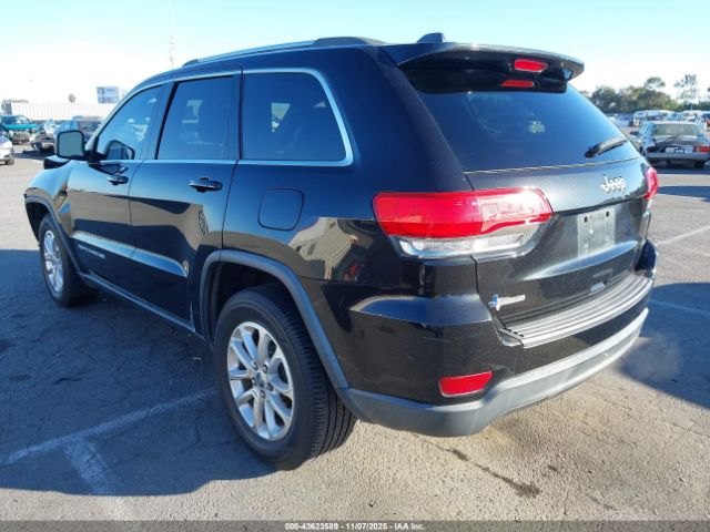2015 JEEP GRAND CHEROKEE 1C4RJEAG7FC944429 Photo 2