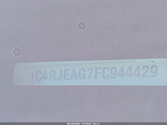 2015 JEEP GRAND CHEROKEE 1C4RJEAG7FC944429 Photo 8