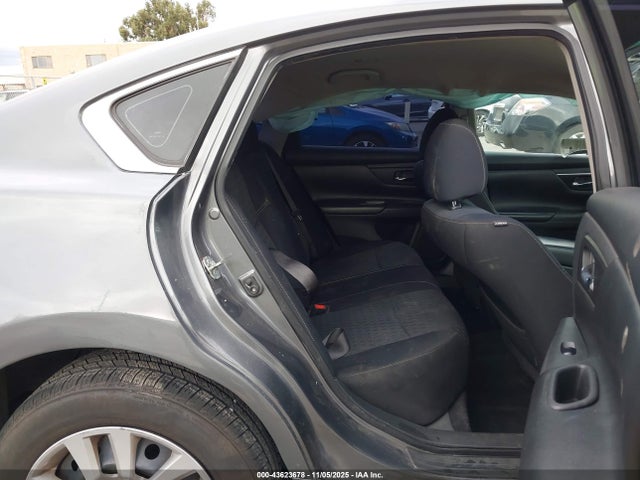 1N4AL3AP8HN354717 Nissan Altima 2.5 S