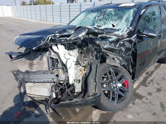 1GNERKKW9JJ237260 Chevrolet Traverse Premier