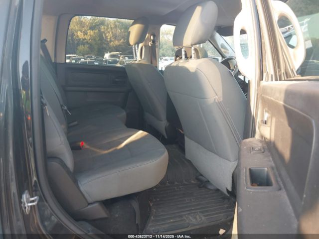 2016 RAM 2500 3C6UR5CL8GG133113 Photo 7