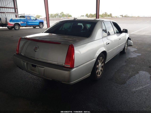 2010 CADILLAC DTS 1G6KA5EY3AU122415 Photo 3