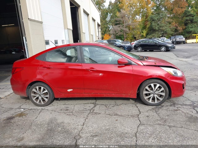 KMHCT4AE2HU378584 Hyundai Accent Value Edition