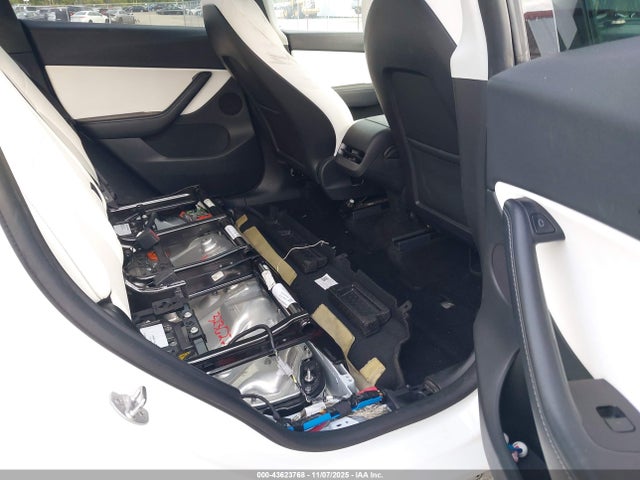 2022 TESLA MODEL Y 7SAYGDEF5NF323622 Photo 7