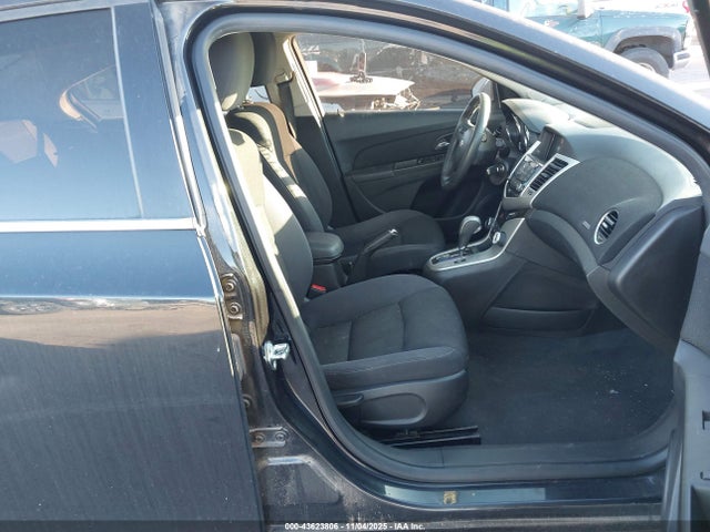 Chevrolet LUV 2015 1G1PC5SB8F7193377 Image 5