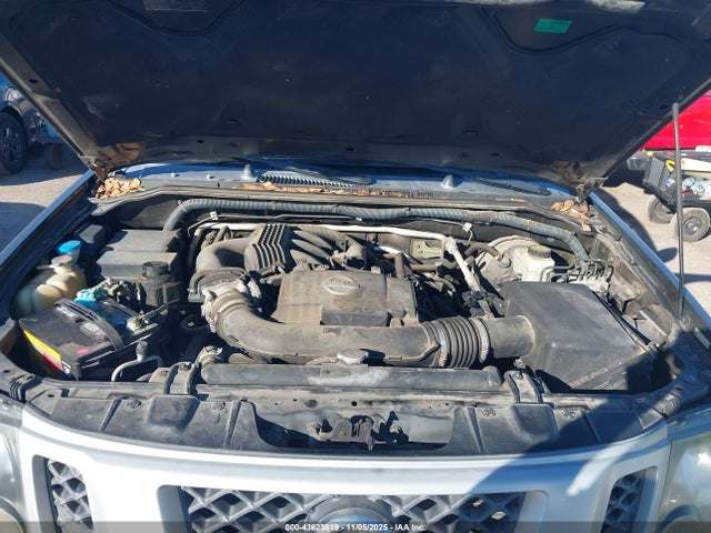 2011 NISSAN XTERRA 5N1AN0NU7BC514524 Photo 9