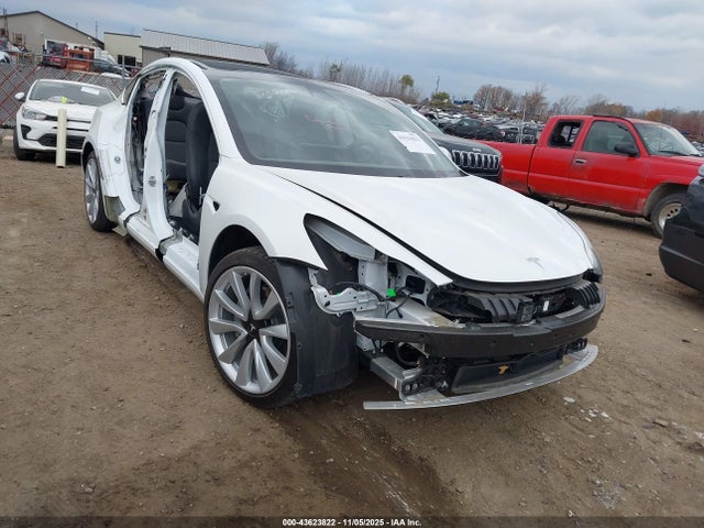 2020 TESLA MODEL 3 5YJ3E1EBXLF795563 Photo 0