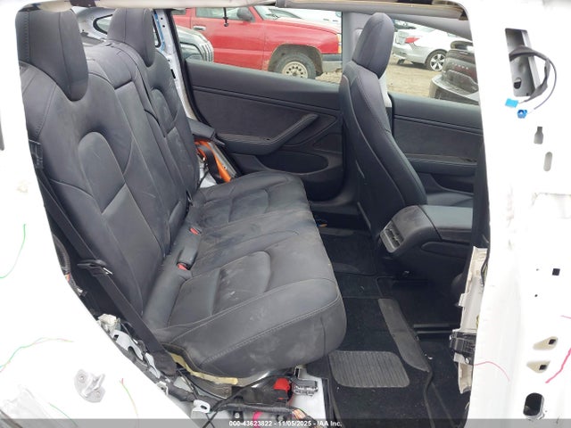 2020 TESLA MODEL 3 5YJ3E1EBXLF795563 Photo 7