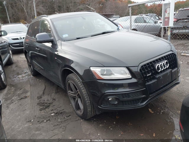 2014 AUDI Q5 WA1DMAFP9EA110041 Photo 0