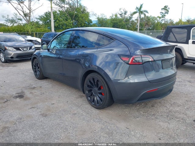2022 TESLA MODEL Y 7SAYGDEF2NF459576 Photo 2