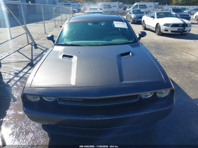 43623885 :رقم المزاد ، 2C3CDYAG3EH195224 vin ، 2014 Dodge Challenger Sxt مزاد بيع