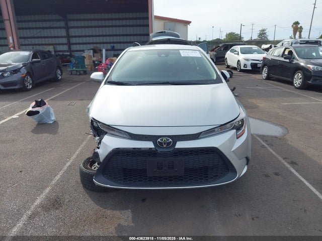 JTDEPRAE1LJ067611 Toyota COROLLA LE