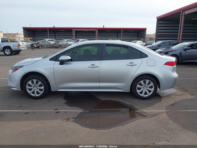 JTDEPRAE1LJ067611 Toyota COROLLA LE